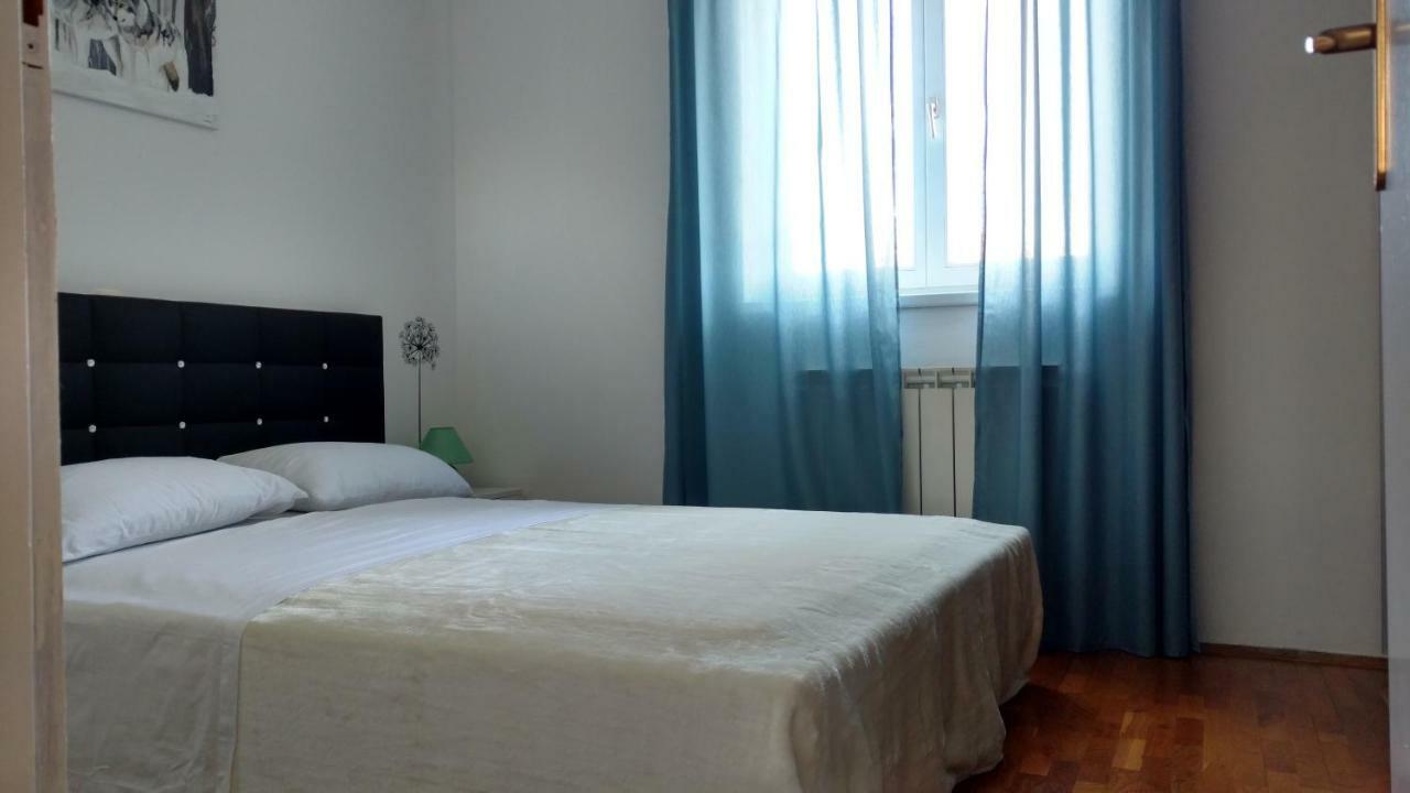 Apartman Eli Rovinj Exterior foto